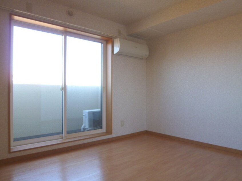 居室 グロワ－ル南郷