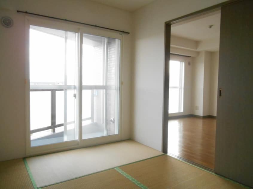 内観写真 サンアイロ－ヤル９３