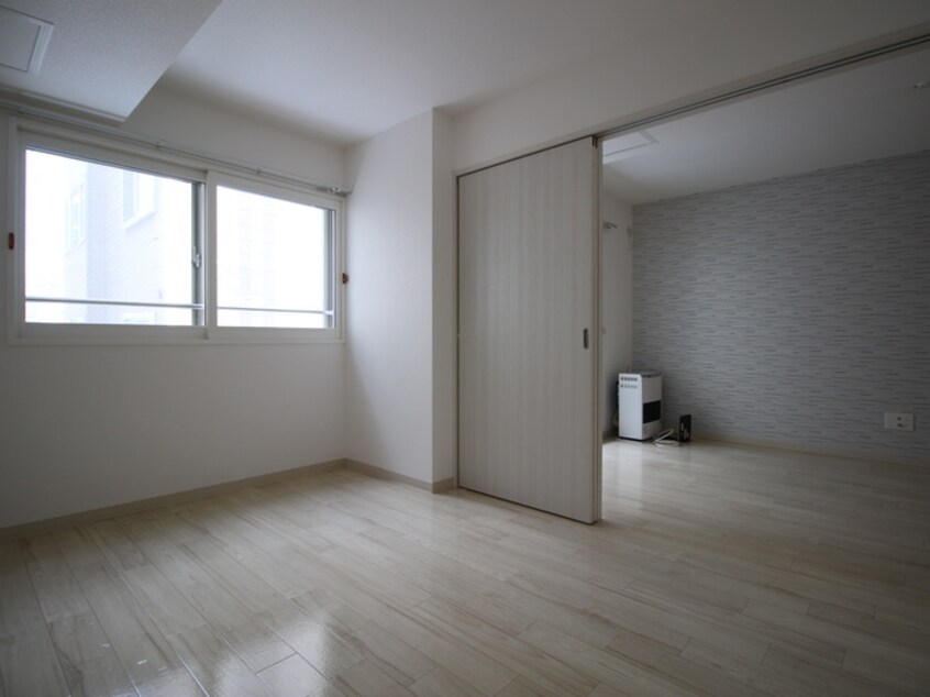 居室 Precious court annex