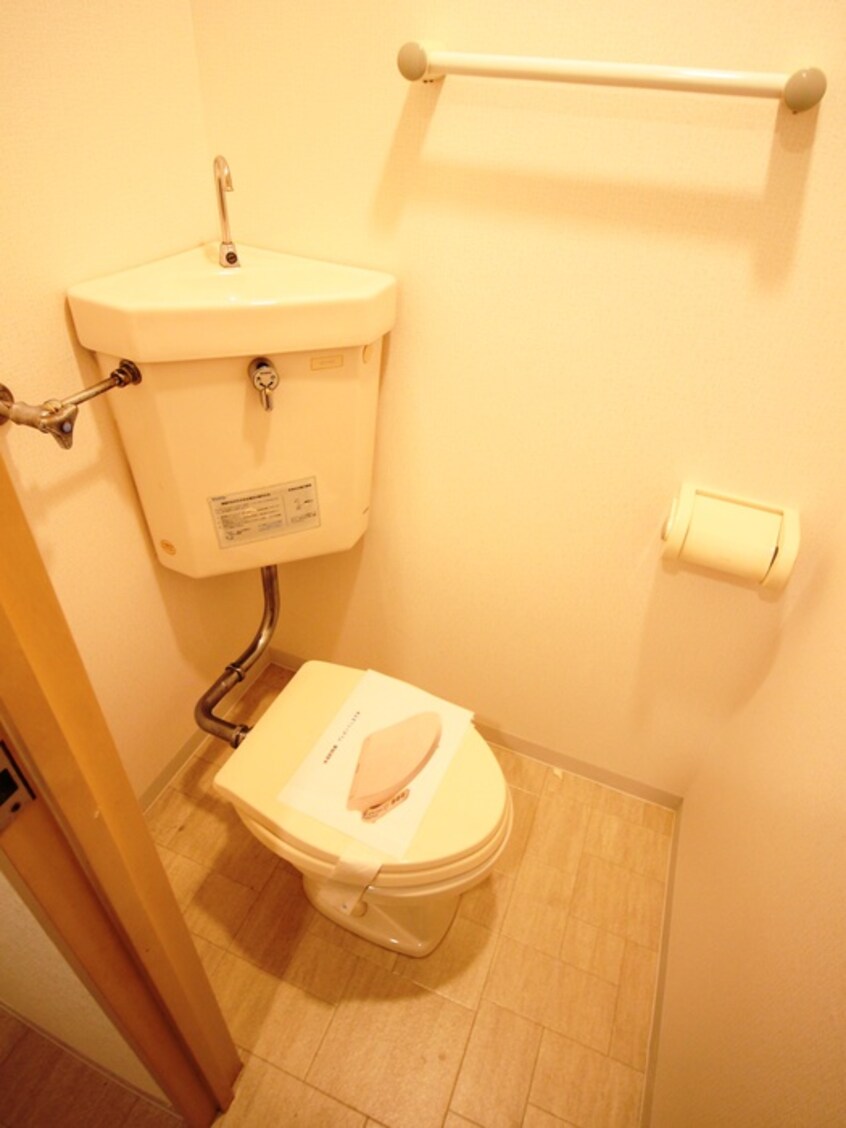 トイレ ロイヤルレインボ－平岸Ａ