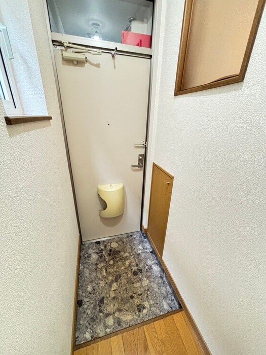 玄関 ヴィオーネ木村