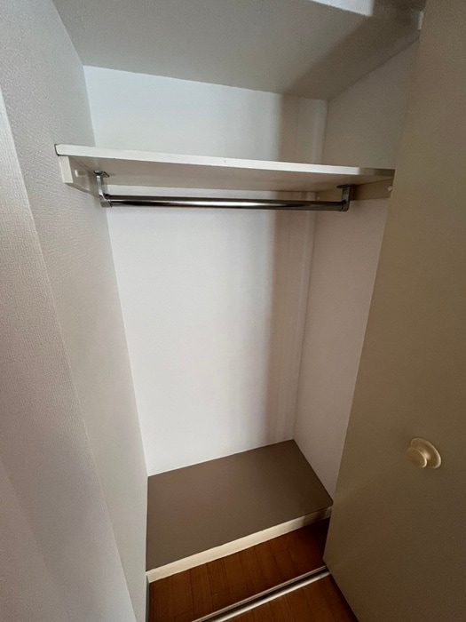 収納 エステ・トーワ