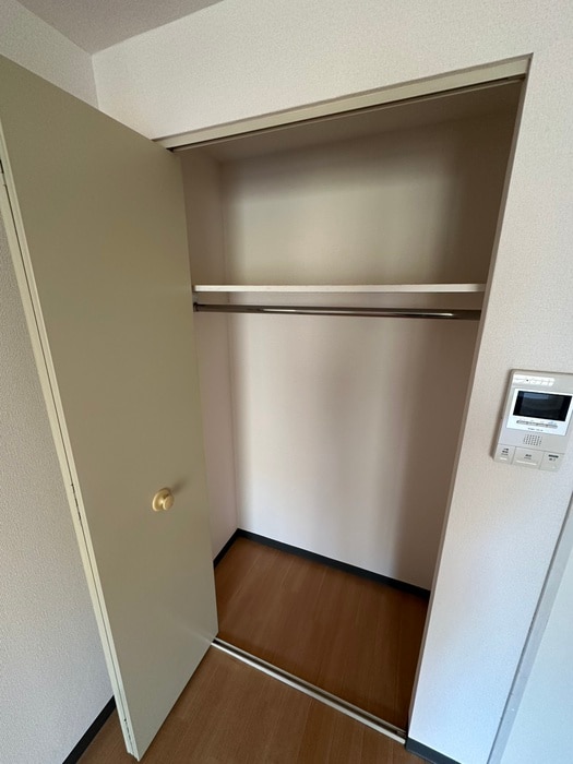 収納 エステ・トーワ