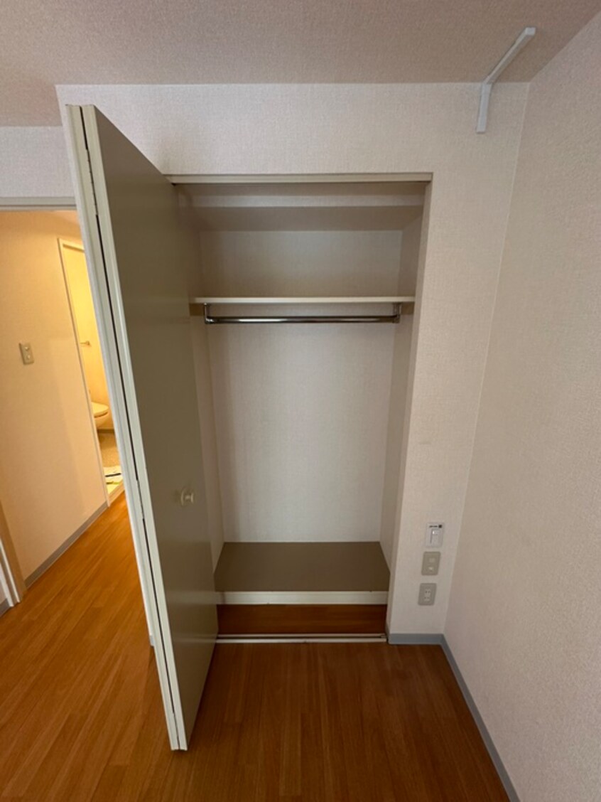 収納 エステ・トーワ