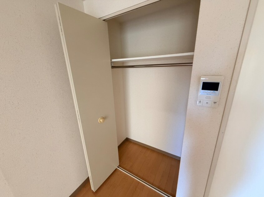 収納 エステ・トーワ