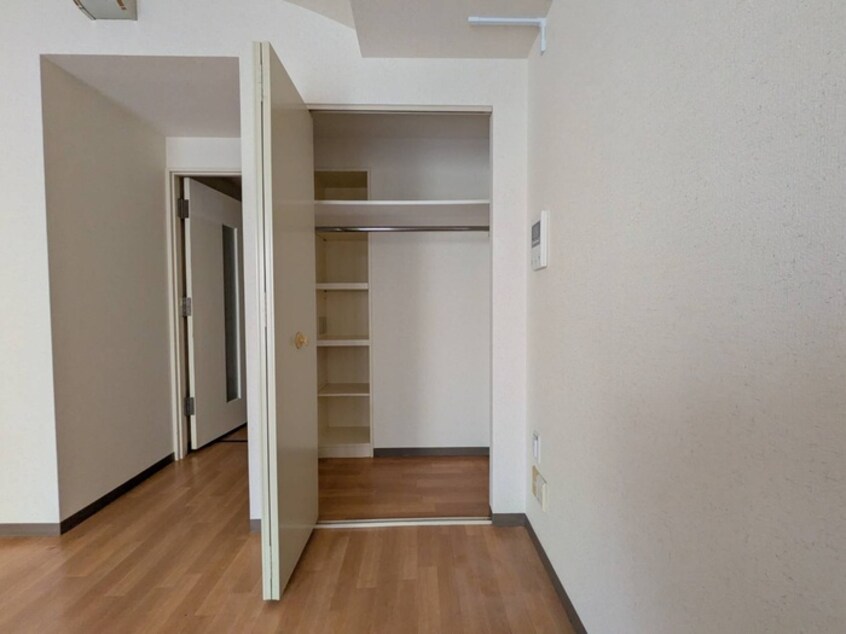 収納 エステ・トーワ