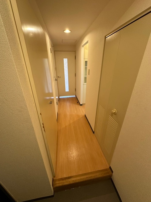 玄関 エステ・トーワ