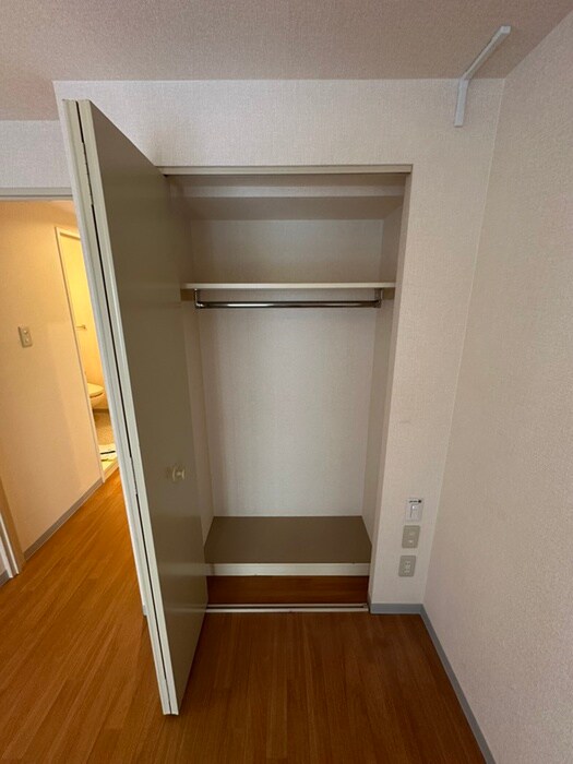 収納 エステ・トーワ