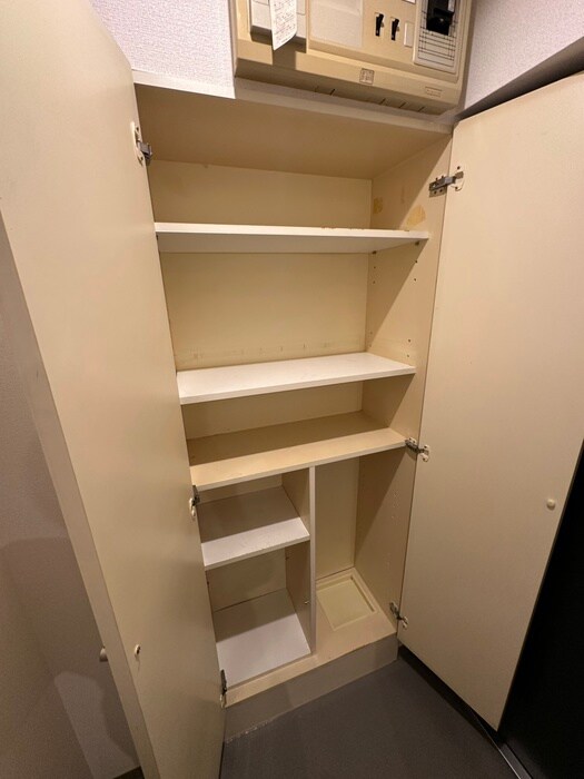 靴箱 エステ・トーワ