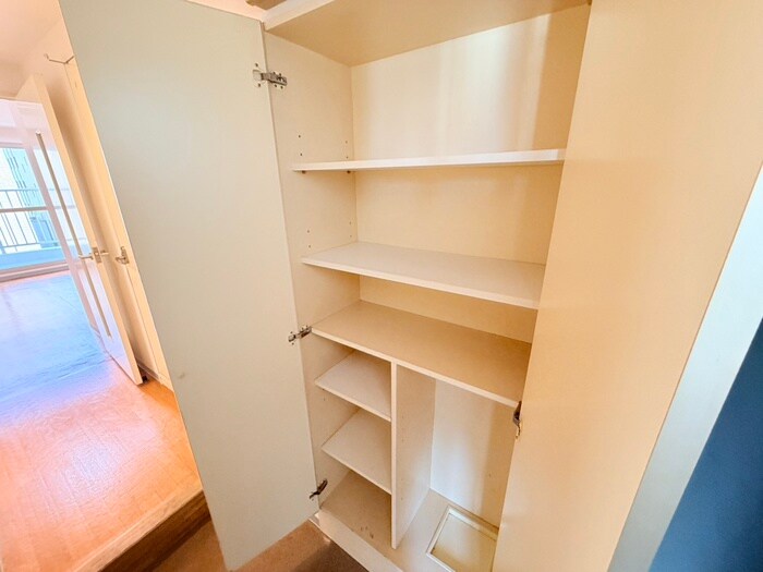 靴箱 エステ・トーワ