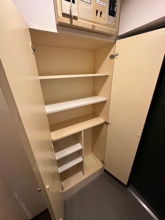 靴箱 エステ・トーワ