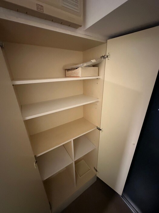 靴箱 エステ・トーワ