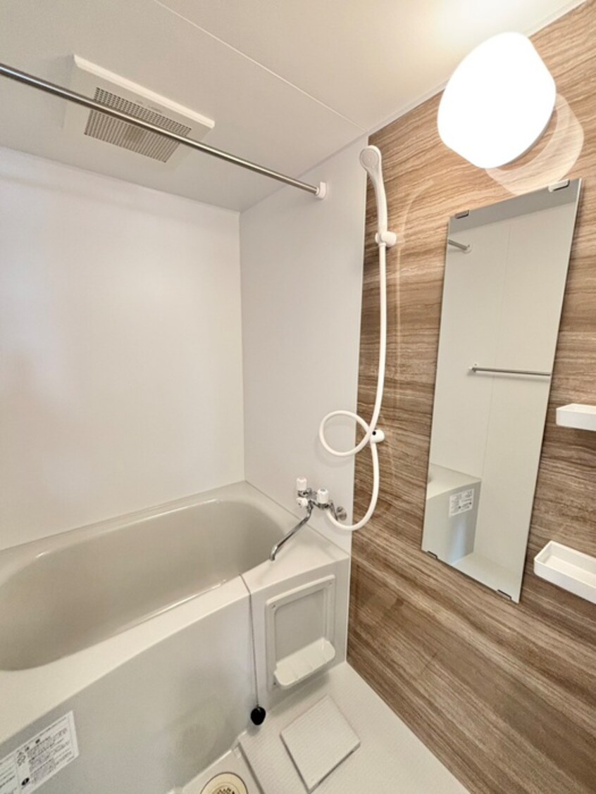 バス／シャワールーム等 F/LITE N37