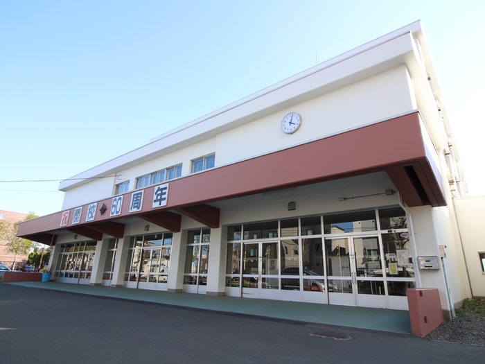 豊園小学校(小学校)まで700m リンクス美園