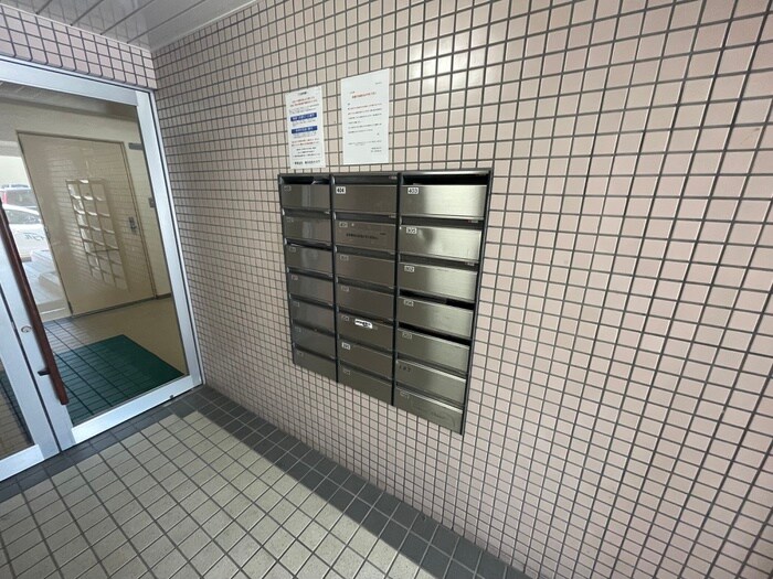 エントランス部分 JUST山鼻
