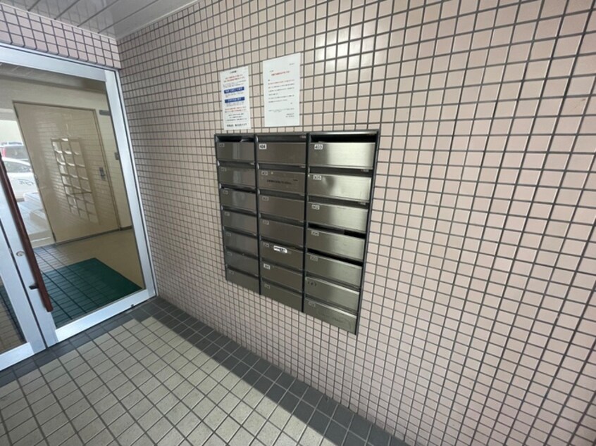 エントランス部分 JUST山鼻