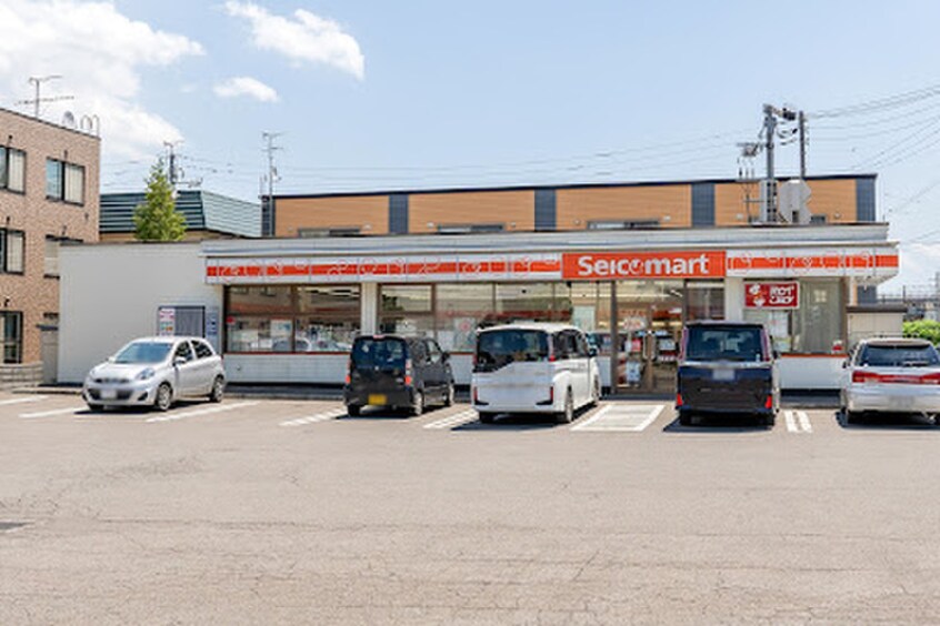セイコーマート 前田1条店(コンビニ)まで850m ファミール富丘