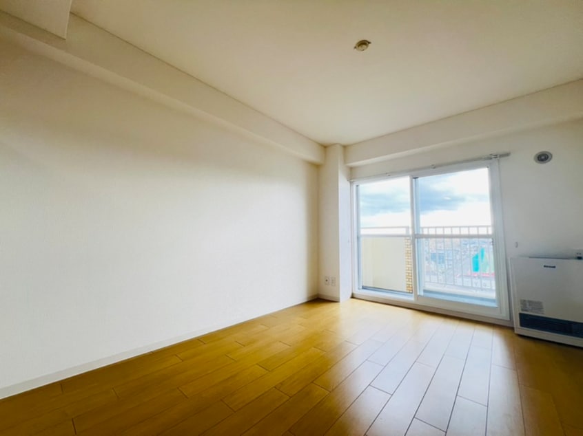 居室 千松ハイツ