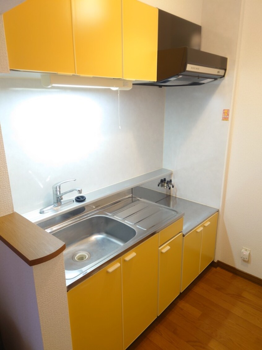 キッチン ＳＨＯＷ　ＣＯＵＲＴ栄通