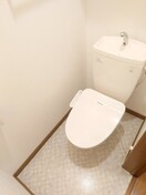 トイレ ＳＨＯＷ　ＣＯＵＲＴ栄通