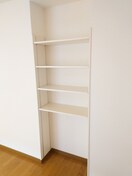 収納 ＳＨＯＷ　ＣＯＵＲＴ栄通