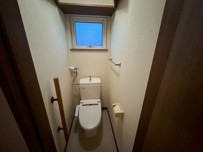 トイレ 大澤一戸建8-7