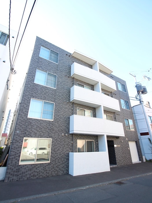 外観写真 モルティーニ平岸