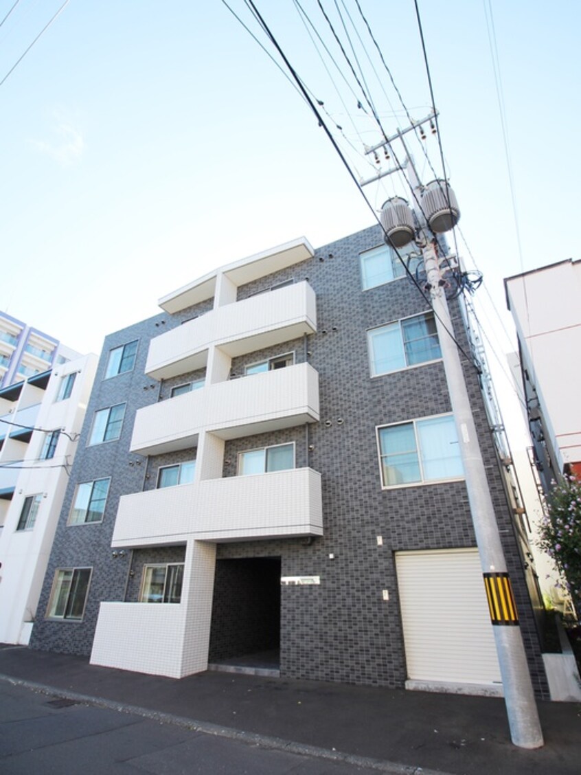 外観写真 モルティーニ平岸