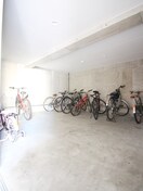 駐輪場 モルティーニ平岸