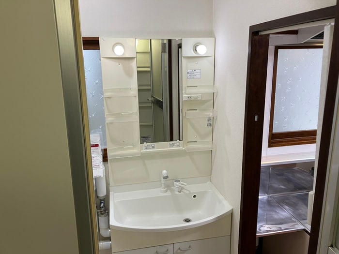 洗面 月寒東四条８丁目賃貸一戸建て