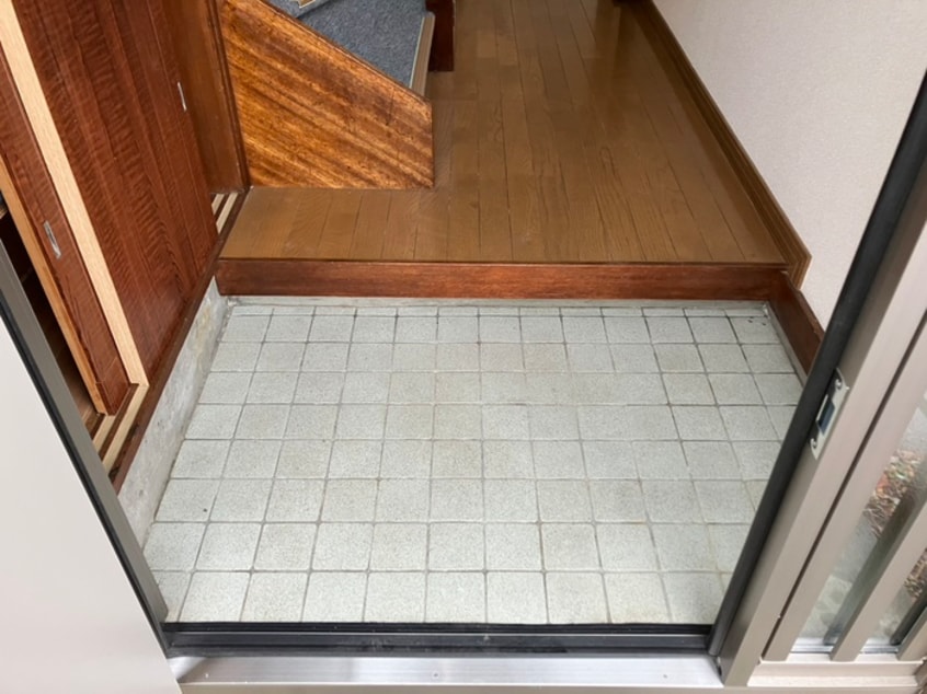 玄関 月寒東四条８丁目賃貸一戸建て