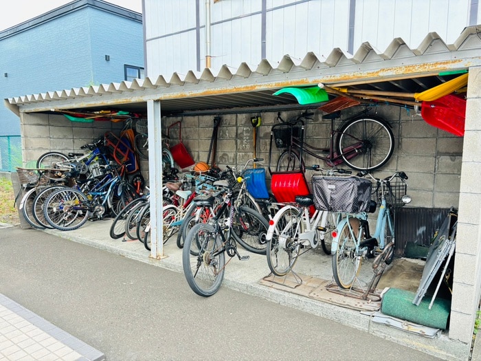 駐輪場 サン山の手