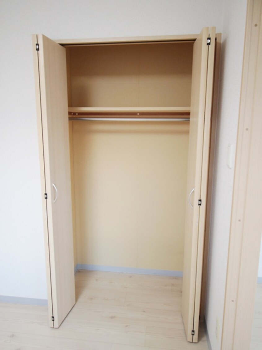 収納 Ｎ２５Ｅ９ア－バンハウス