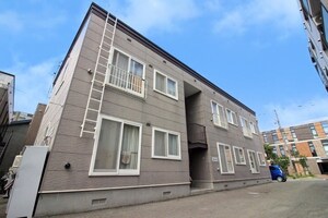 川島ハイツ2号館