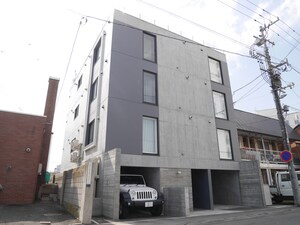 ラフレーズ学園前