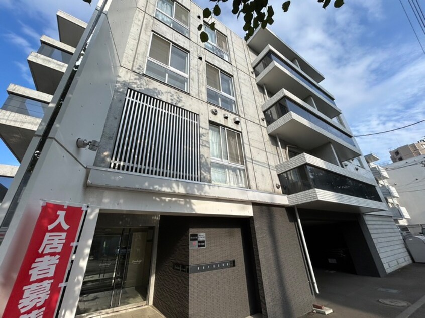 外観写真 Bonheur　GAKUENMAE