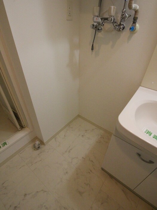 洗濯機置場 Bonheur　GAKUENMAE