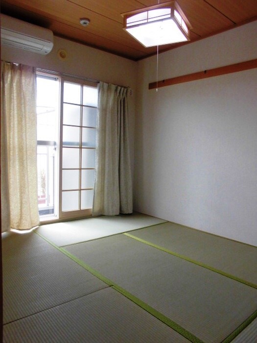 居室 エルム山の手