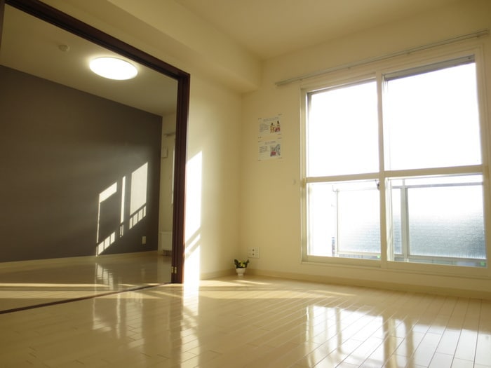 居室 プリマヴェ－ラ