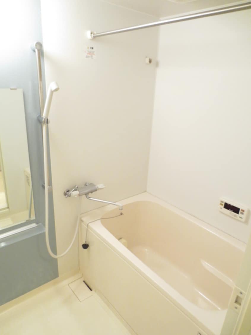 バス／シャワールーム等 プリマヴェ－ラ