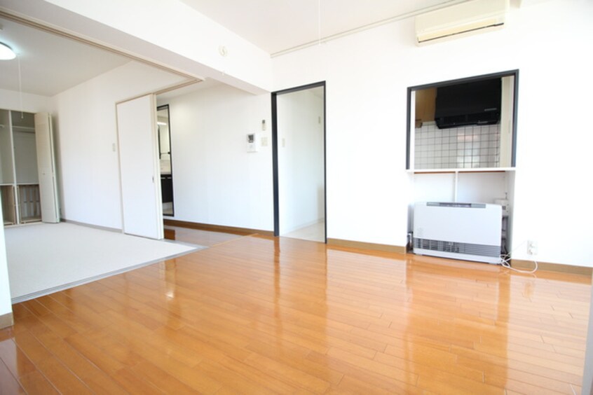 居室 藤井ビル裏参道