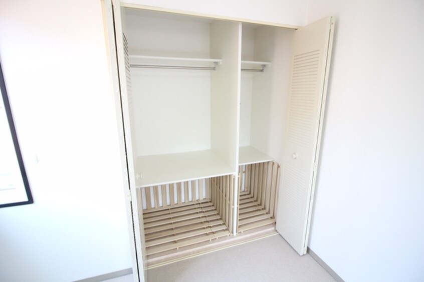 収納 藤井ビル裏参道