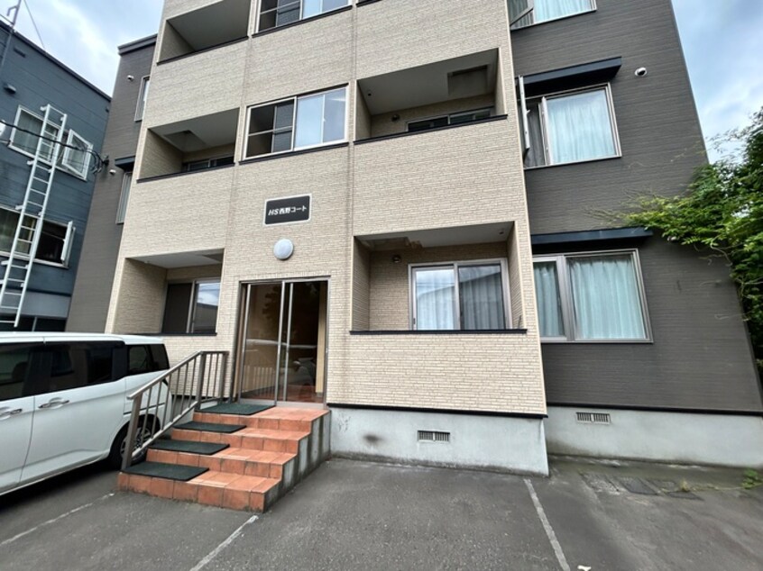 エントランス部分 ＨＳ西野コ－ト