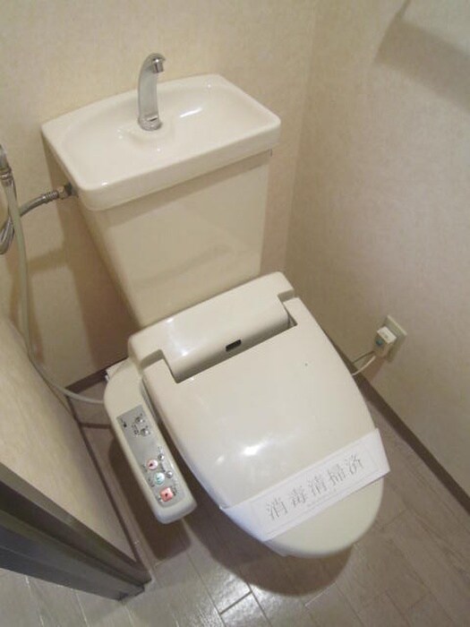 トイレ ドミニオンアネックス