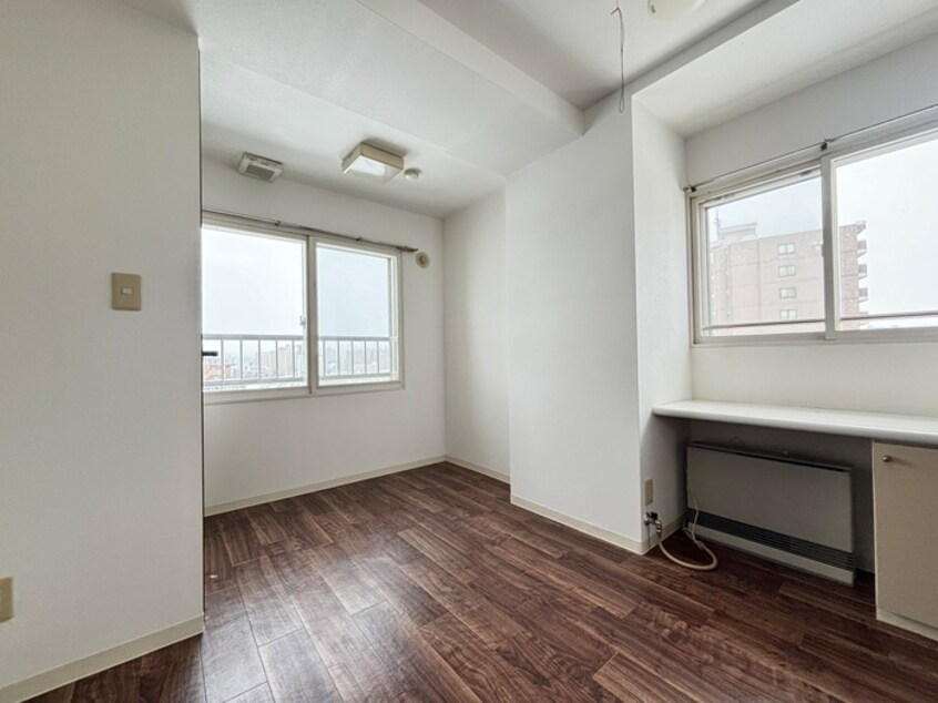 居室 メ－プルリバ－ビュ－