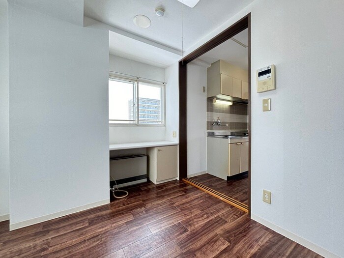 居室 メ－プルリバ－ビュ－