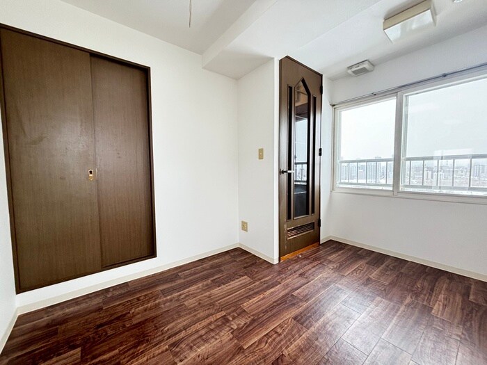 居室 メ－プルリバ－ビュ－