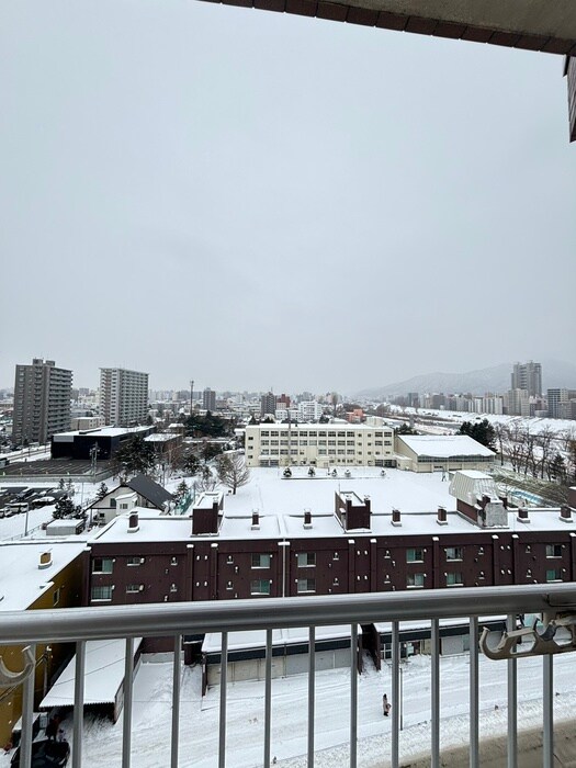 室内からの展望 メ－プルリバ－ビュ－