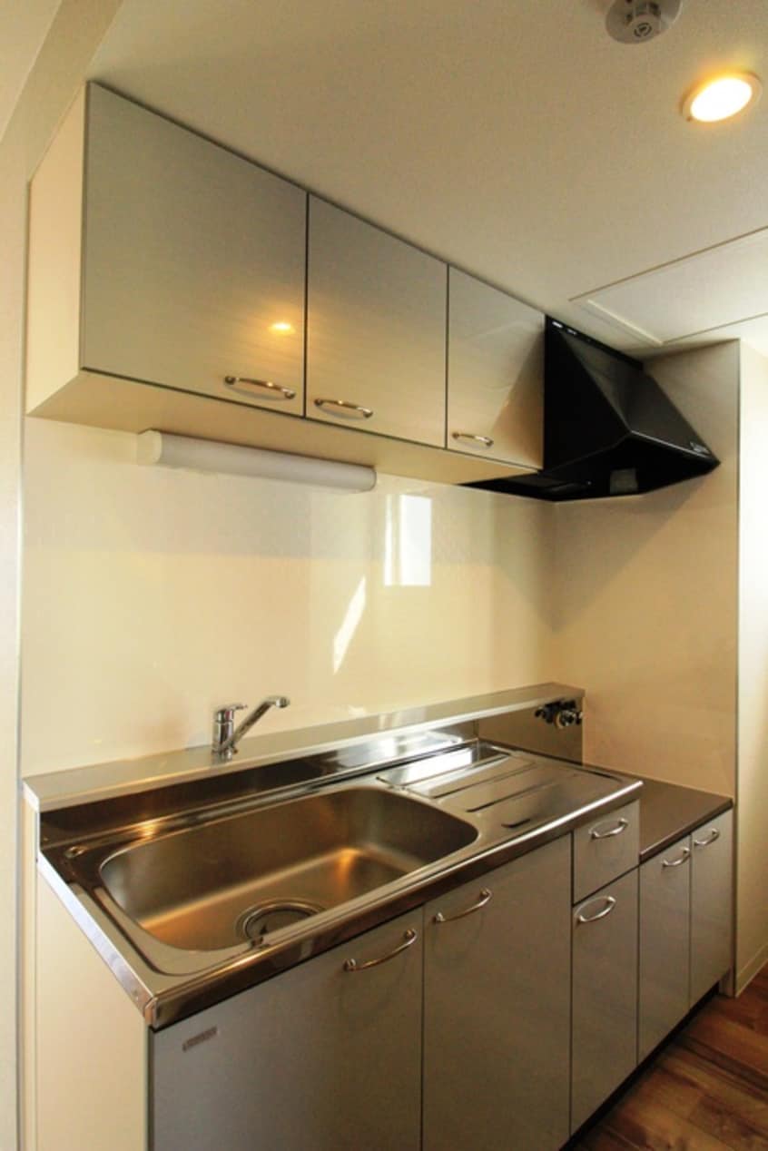 キッチン KAMUY SAKAEMACHI