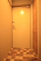 玄関 KAMUY SAKAEMACHI